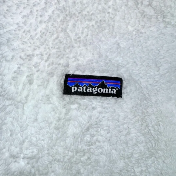 PATAGONIA White fur vest women’s size xl fleece jacket - Picture 12 of 17